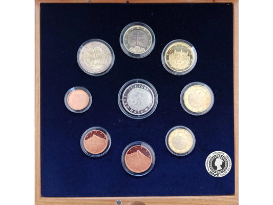 Sada Slovenské Euromince - Prvý súbor Slovenských Euromincí proof 2009 - drevená kazeta